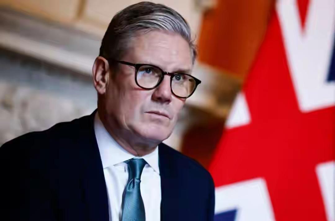 英首相访华计划凉了，中国不光将其拒之门外，还要对英国秋后算账英国制裁中企不到