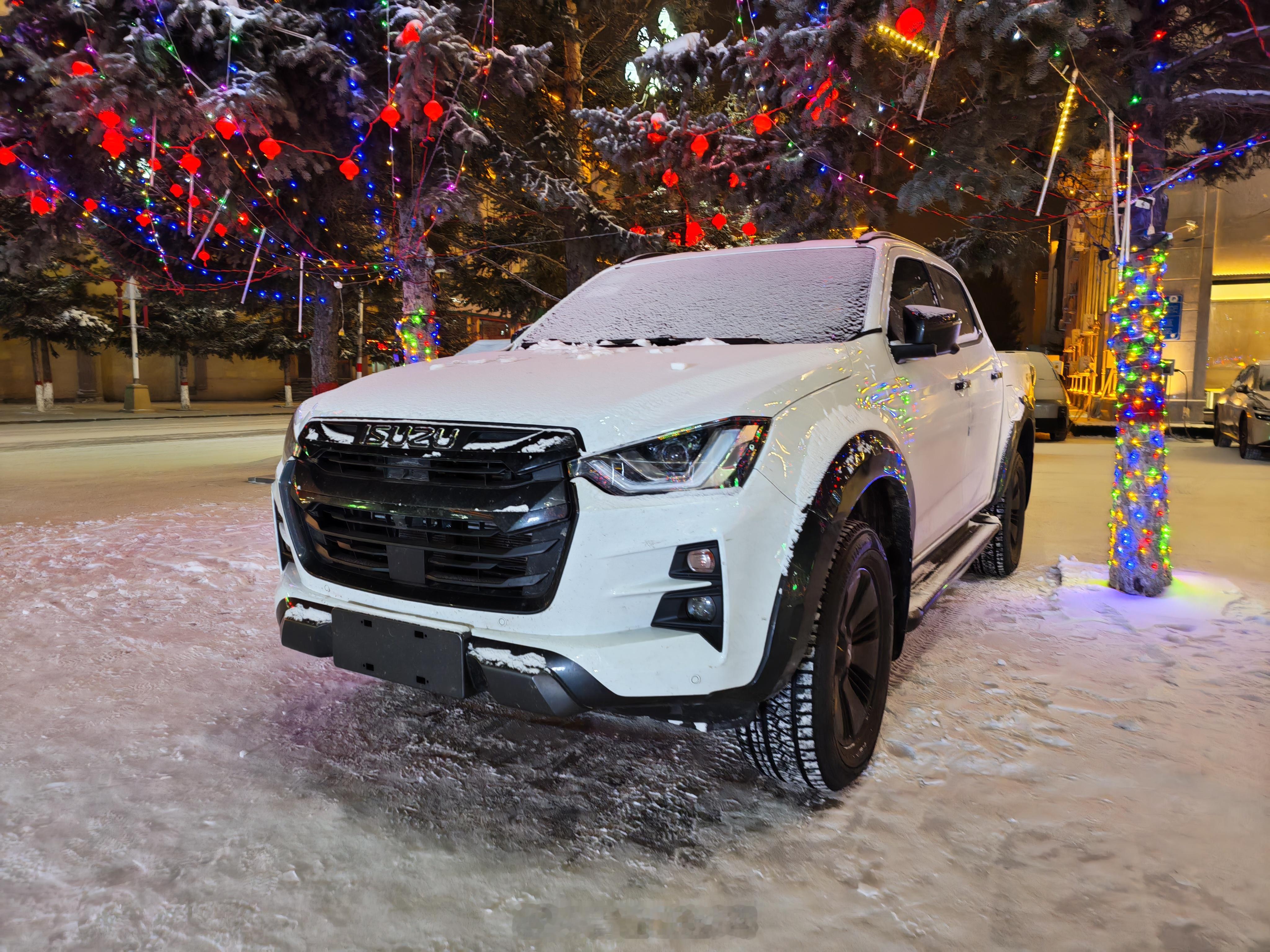 五十铃D-MAX4JJ3新3.0T马上来了五十铃终于能干点人事4JJ3绝对