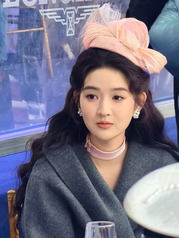 王玉雯你美美美！草莓小蛋糕🐰​​​