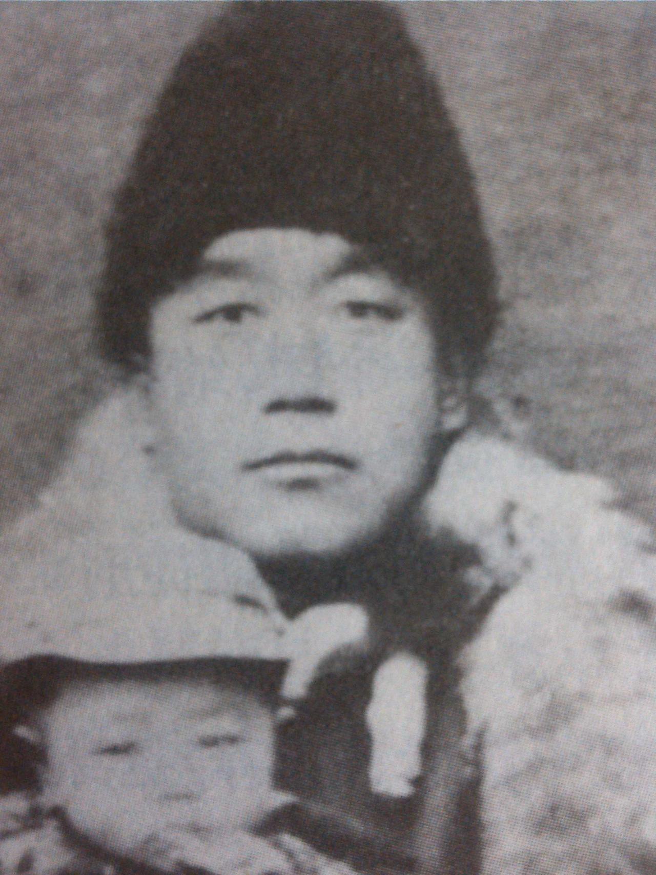 王照泮，字耀宫，1899年生于辽宁绥中县宽帮满族镇水口屯，东北抗日义勇军108将