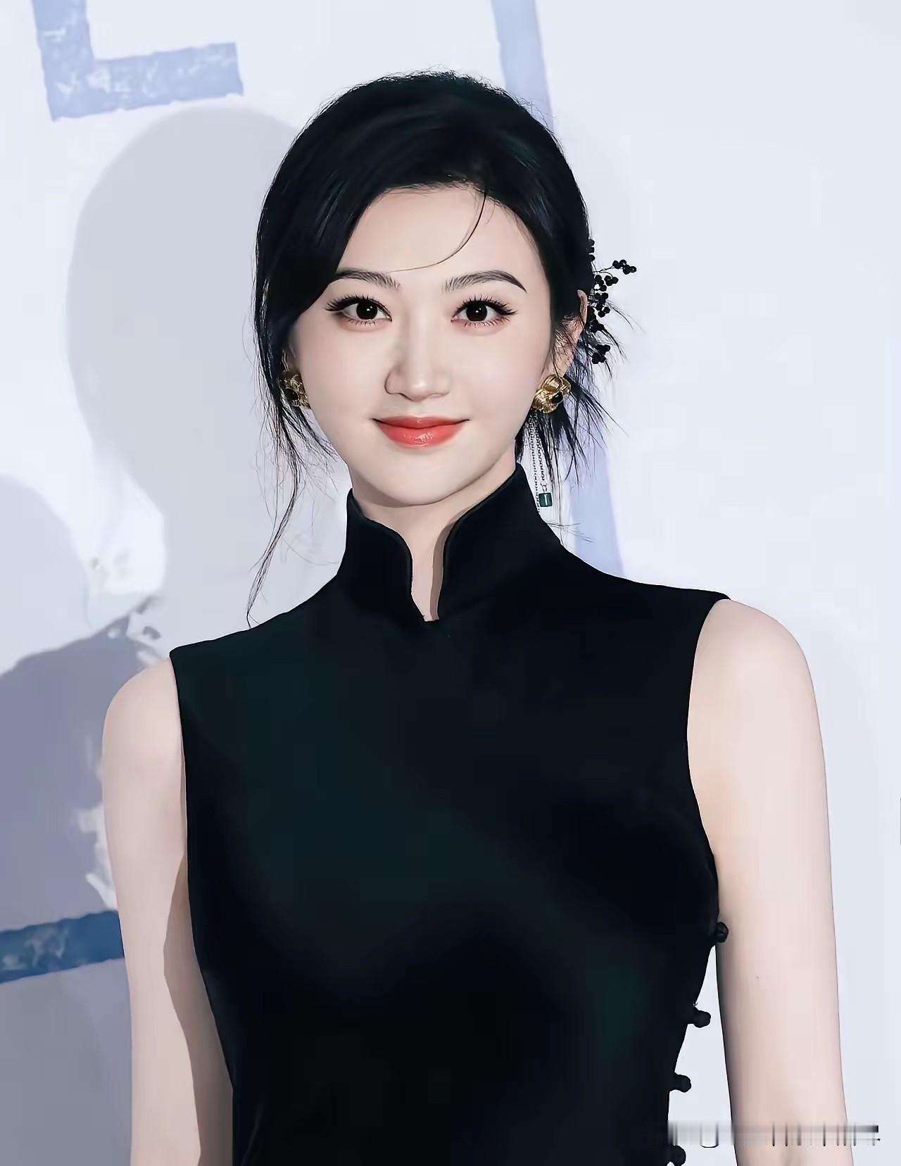 假如景甜要是嫁给张继科的话：第一：结婚景甜不会要3000万彩礼第二：生孩