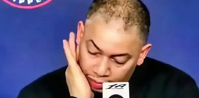 鲍尔默:“卢指导，今年好好干，今年我给你的阵容这么豪华，再不夺冠可有点儿说不过