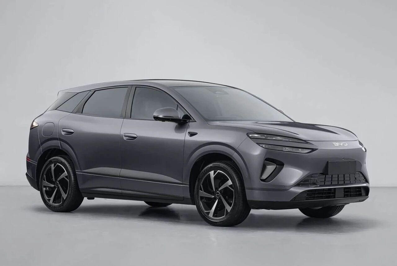 比亚迪要开技术发布会，这款2026款海狮06EV就是主角之一，现在实车已经陆续到