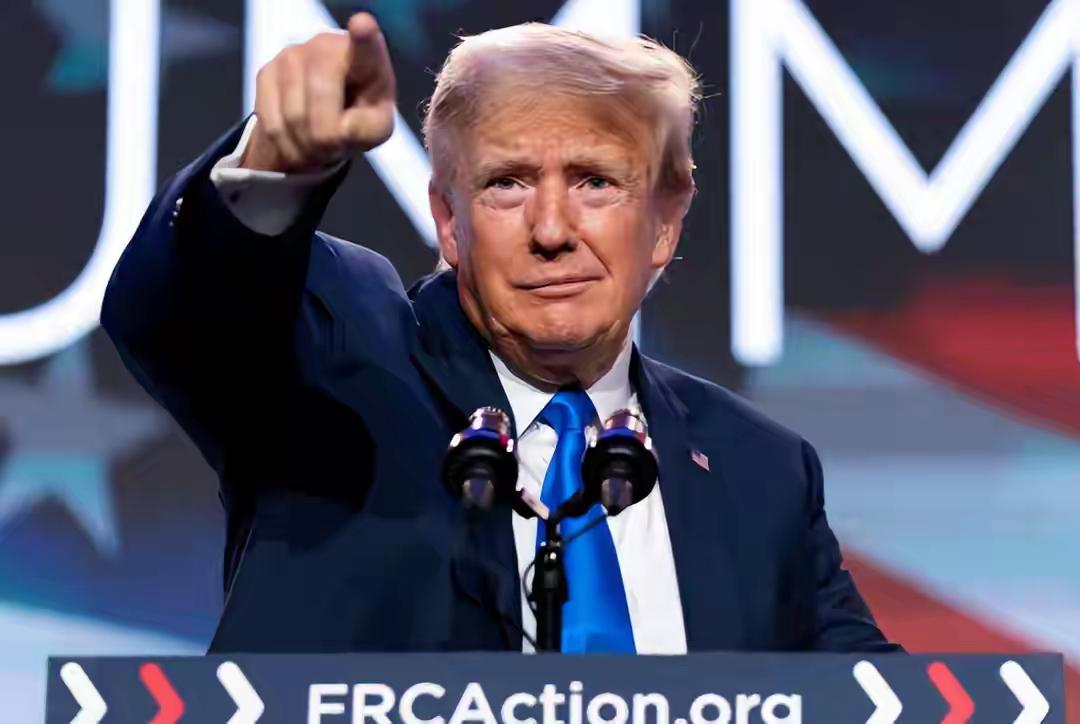 忍无可忍无需再忍!刚拿下稀土大单,特朗普又要开“第二枪”,全球收到通告,事情果然