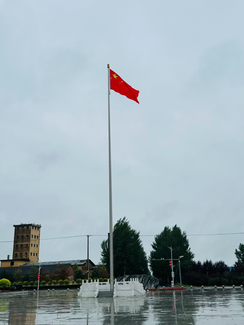 旅行鹤岗要不要买套别墅？对面就是俄罗斯，冬天等黑龙江结冰就可以直接走过去本次旅