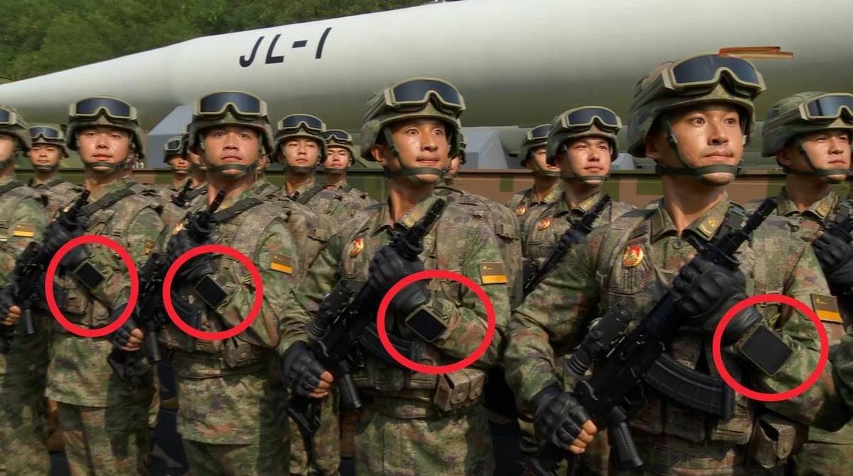 你以为93阅兵最让西方破防的，是东风导弹吗？错了。真正让他们从骨子里感到恐惧和绝