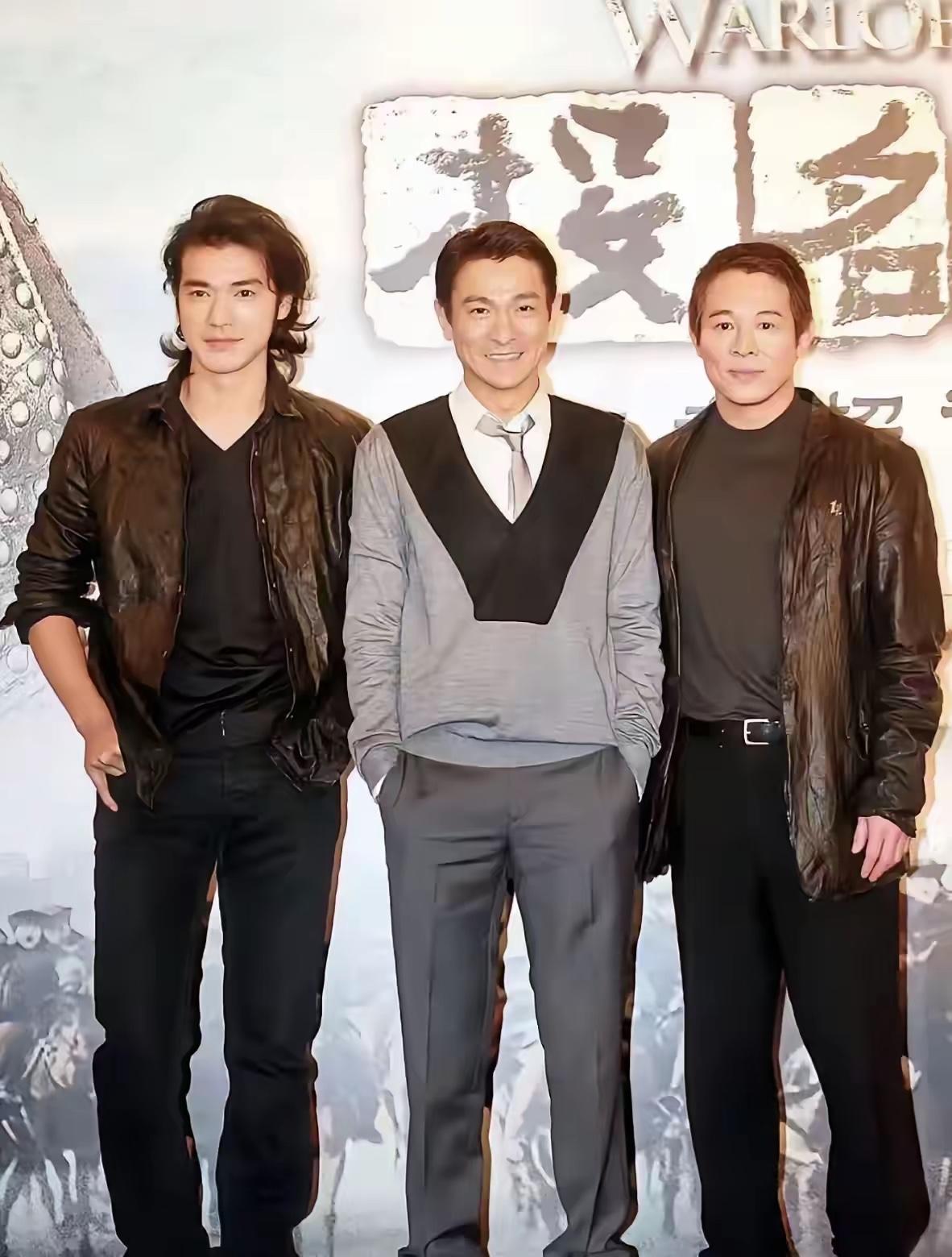 刘德华和李连杰我认识，旁边的大佬是谁？