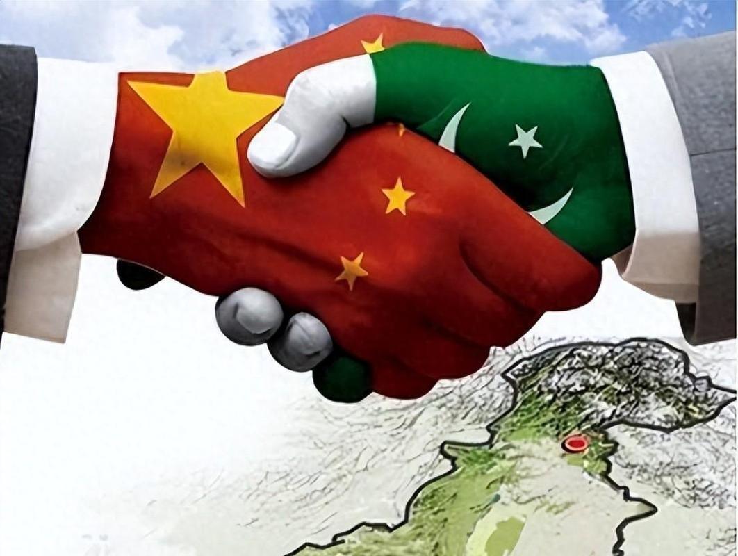 中巴关系，比越南还危险！中国在巴基斯坦投了数百亿美元，修建了瓜达尔港，推进了中巴