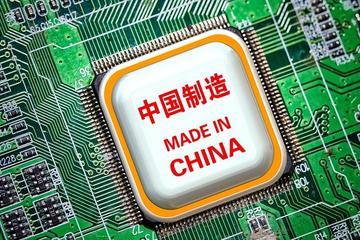 美国终于想明白了：从前中国没有的芯片，他不卖给中国，结果中国开始自主研发，没过几