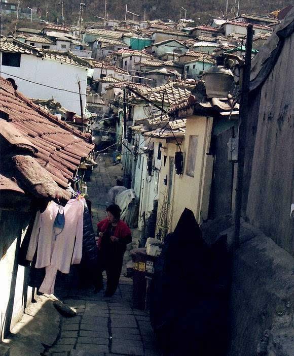 【琅河财经】在中国，想挣1000万，其实就三条路。第一，伺候100个有钱人