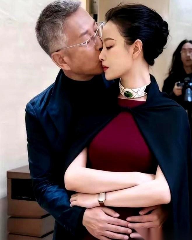 陈道明曾经对着亲生女儿，撂下过一句震碎内娱三观的狠话。“宁可嫁一个没文化的，也