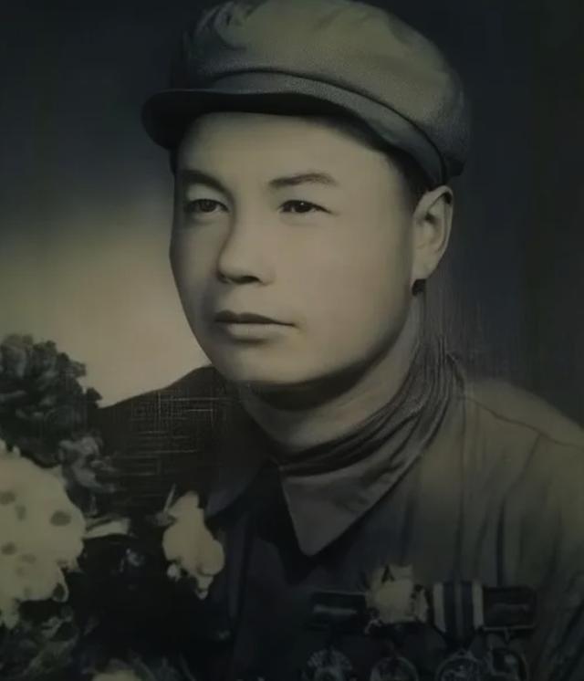 1951年，志愿军在清点战俘时，惊奇地发现，有63个俘虏无人认领。正疑惑时，两个