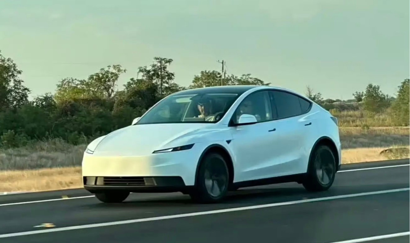 特斯拉是真的没做任何引导，不然怎么也不能让大家把廉价版特斯拉ModelY这