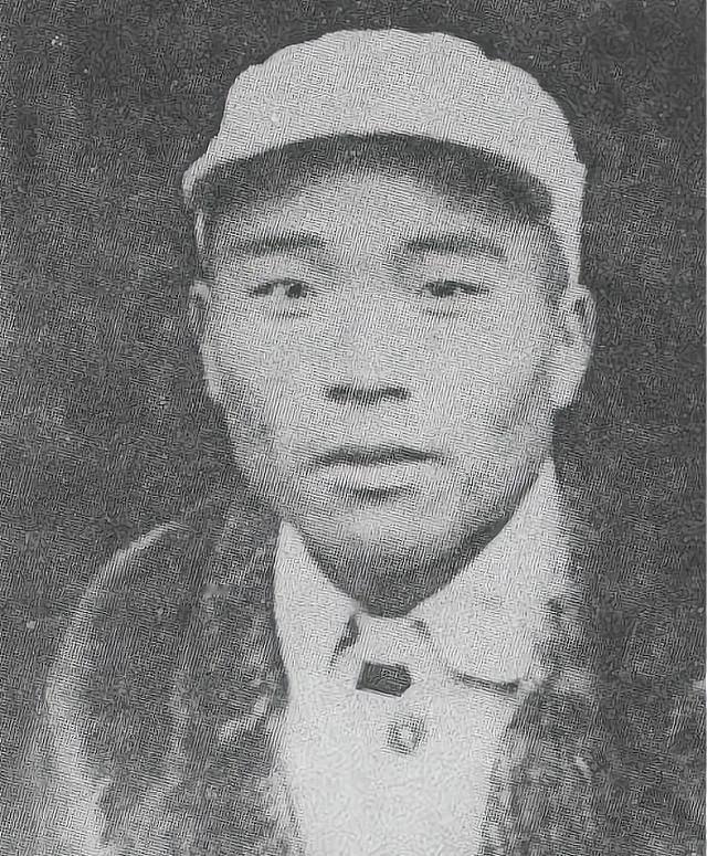 1950年鄂西剿匪路上，王定烈准备前去指挥剿匪，出发前偶然得知参谋打了明线电话