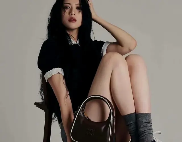 三吉彩花 for Miu Miu