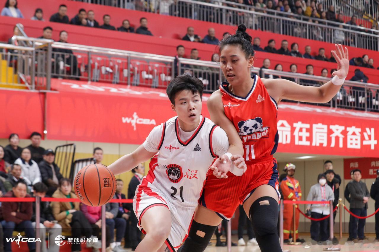 WCBA季后赛对阵形势如下季后赛四分之一决赛👇山西女篮VS武汉女篮，前者