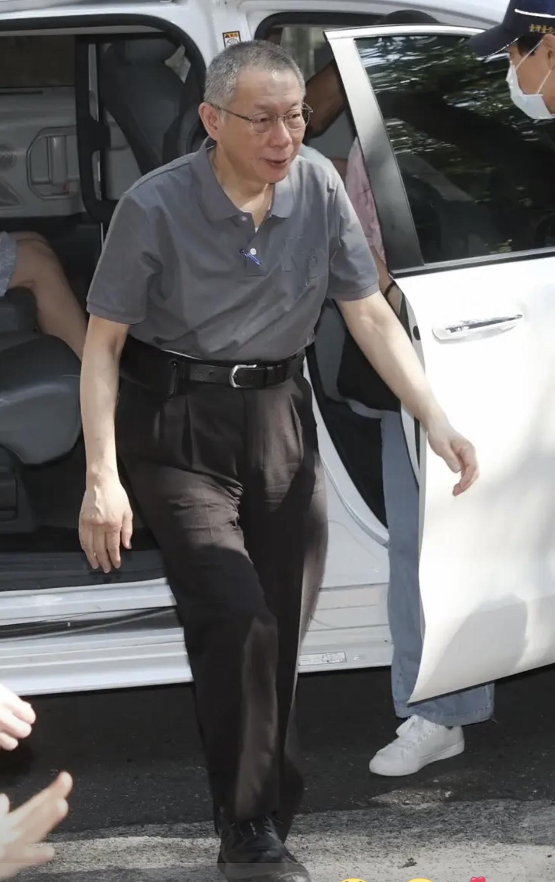 柯文哲庭审怒火彻底点燃！15日台北地院重开羁押庭，检察官要求“一刀切”禁止接触起