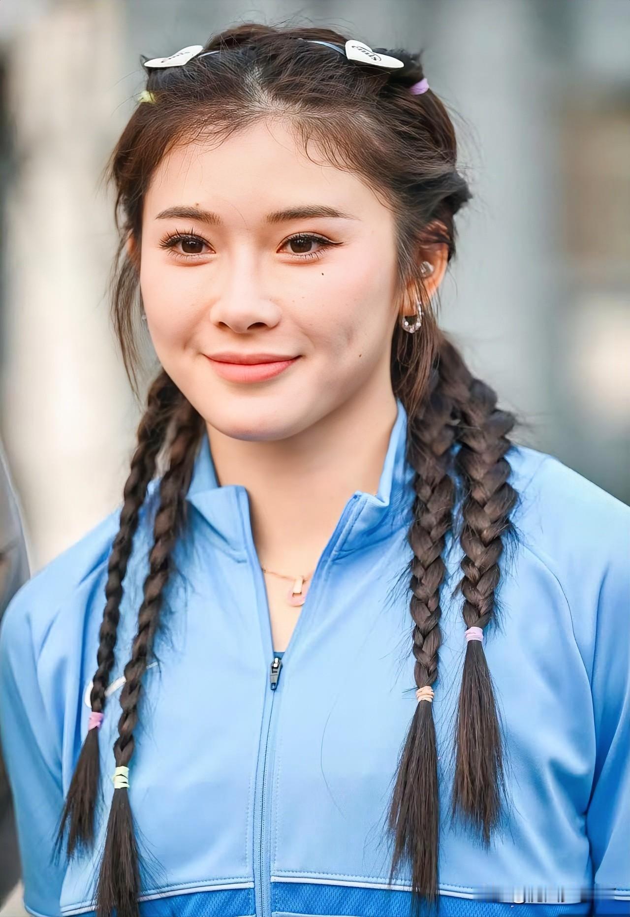 这个世界我最想不通的人，就是吴艳妮了，她都28岁的人了，居然什么话都敢说！