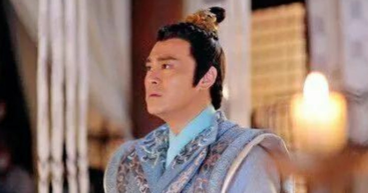 643年，李世民赐弟弟李元昌自尽，李元昌抱着李世民哀求说:“看在先帝的份上，陛下