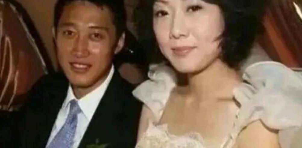 2012年，西安一位23岁女子确诊尿毒症晚期，生命仅剩一年。为求生机，她做出惊人