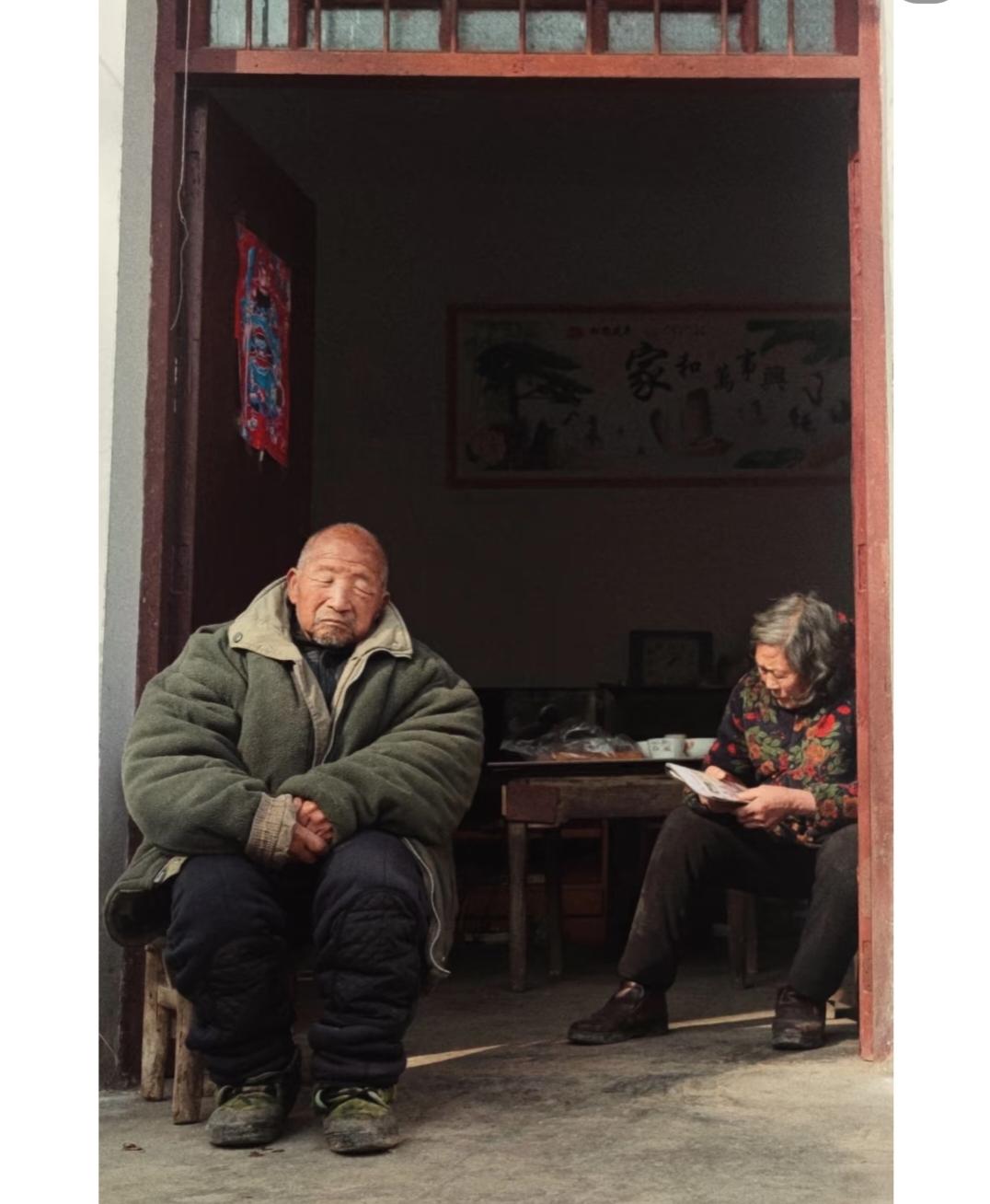 心痛，太快了!昨天姑姑打电话说这两天给爷爷送年货，结果爷爷刚吃饭说有点困，就随