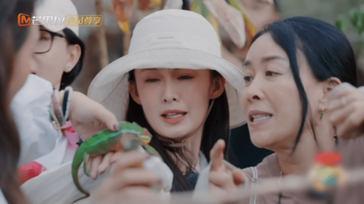 李沁这个变脸太真实了[doge]李沁一生要出片的中国女人​​​