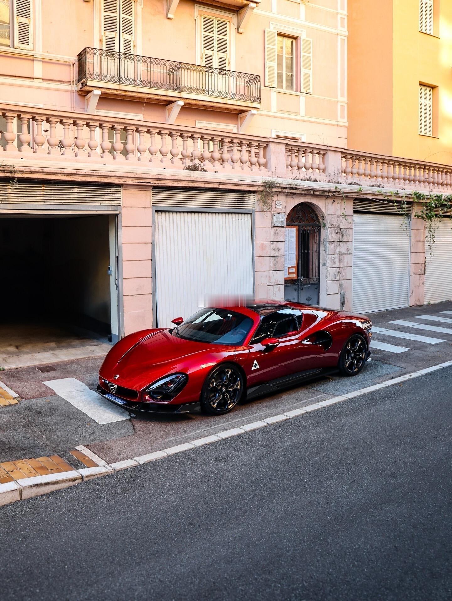 阿尔法罗密欧33Stradale，绝美，妥妥的艺术品阿尔法·罗密欧​