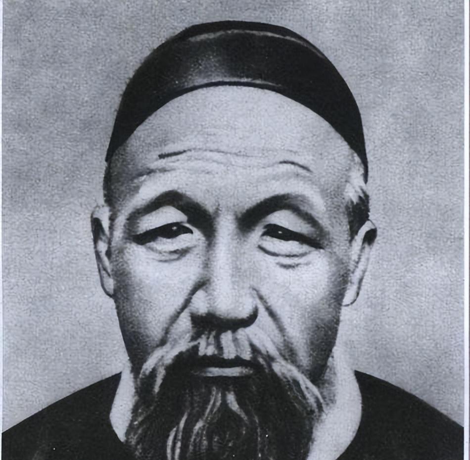 肃顺被捕后在密云拒绝跪地，临刑前怒骂不止，最终斩首，慈禧年仅26岁成功掌权18