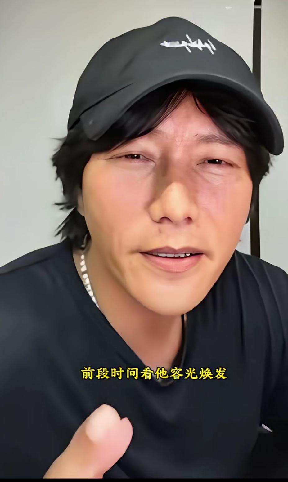 50岁的陈坤是经历了什么，突然就老了。