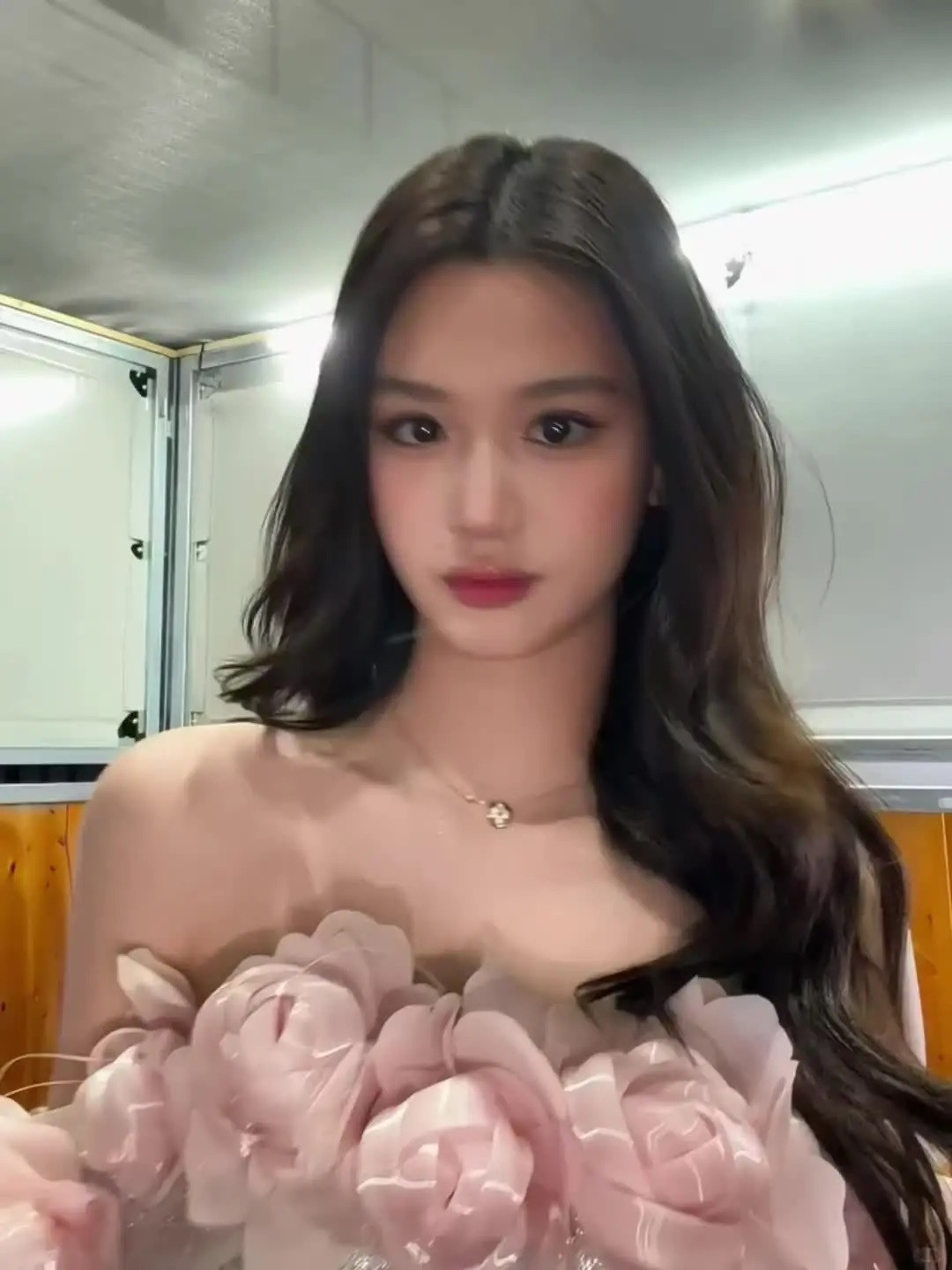 Cayla|我发现好多小孩子都很喜欢她就像我们小时候喜欢她妈妈一样….
