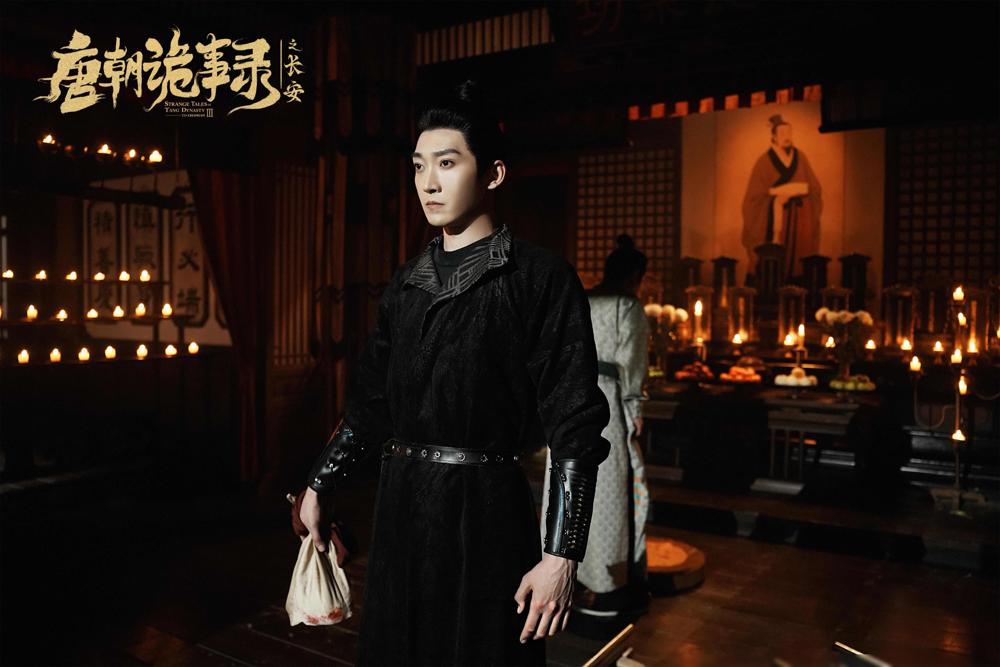 杜玉下线直接看哭！这角色太戳人了。追《唐朝诡事录》的28天里，杜玉的硬气真没让人