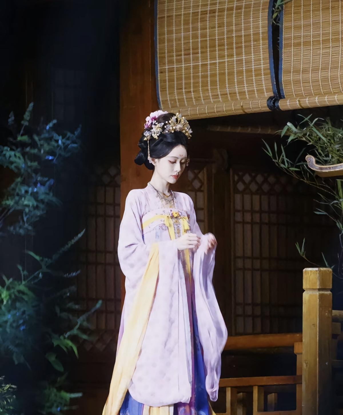 太好看了，越来越期待孟子义的尚公主播出了怎么会有人可以在古代和现实里面