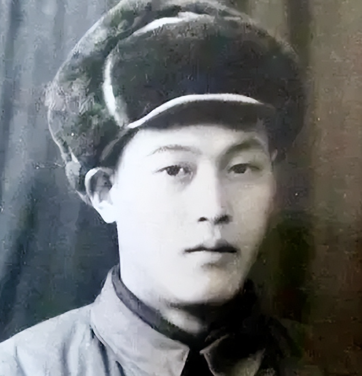 1952年，志愿军战士张文荣被美军俘虏后叛变。在新中国成立不久后，中国再一次迎来