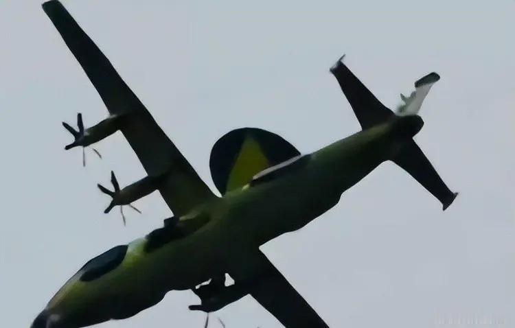 继KJ-600舰载预警机、KJ-700预警机之后，国产全新高新19预警机