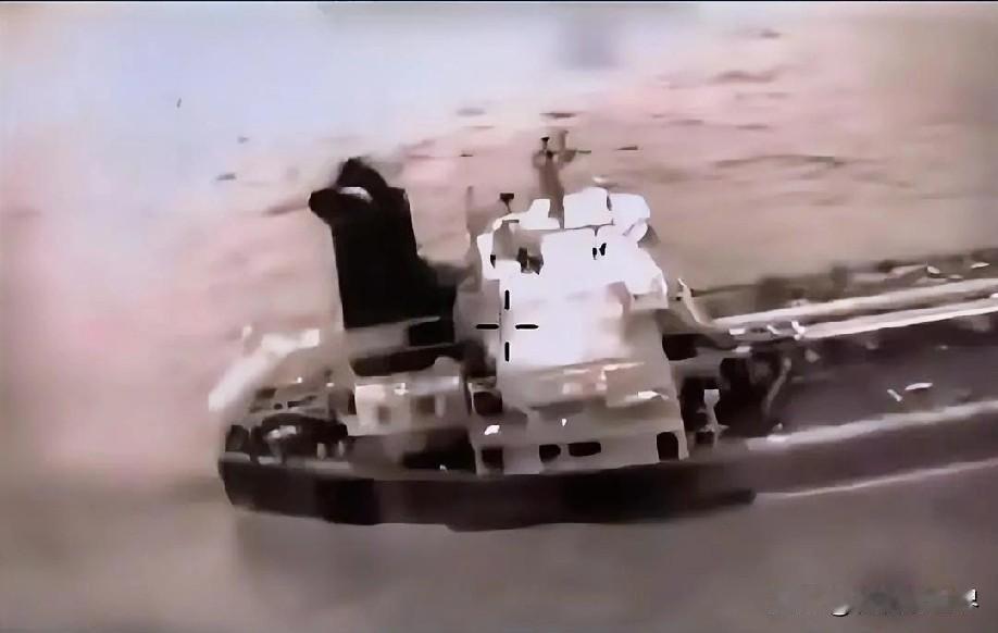 1月10凌晨的最新消息，速报，全都不容错过，第一条：美国扣押俄罗斯“奥利娜”号油