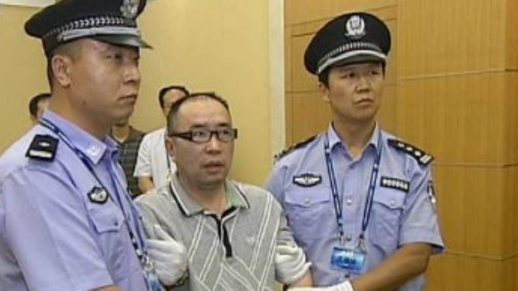 1998年,赖昌星为扩大势力托人求见朱镕基,朱镕基如何回复?