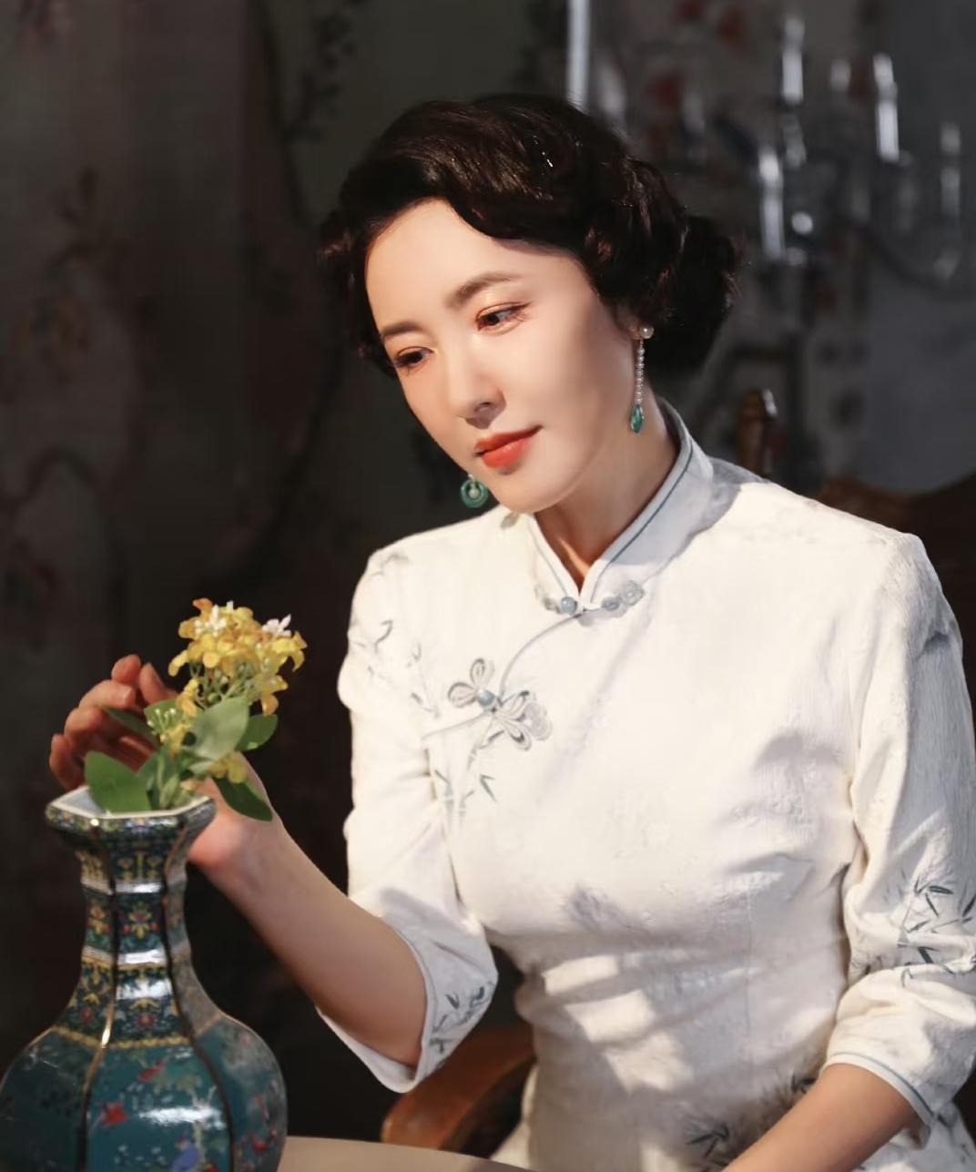 《沉默的荣耀》导演你太牛了，让于和伟，曾黎演夫妻，比偶像剧还上头。不愧为两个重