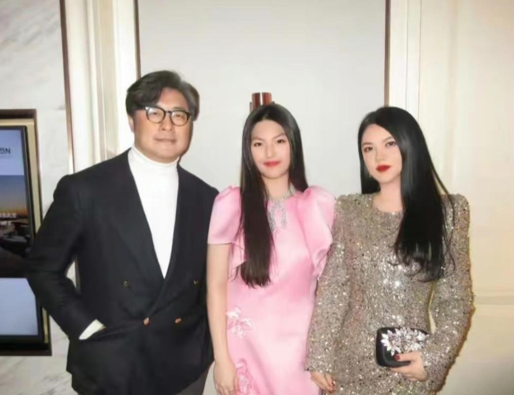 一个刚离职经纪人喝高了吐真言，李湘在顶级圈里，并没有真正站得住。咱们看哈尔滨