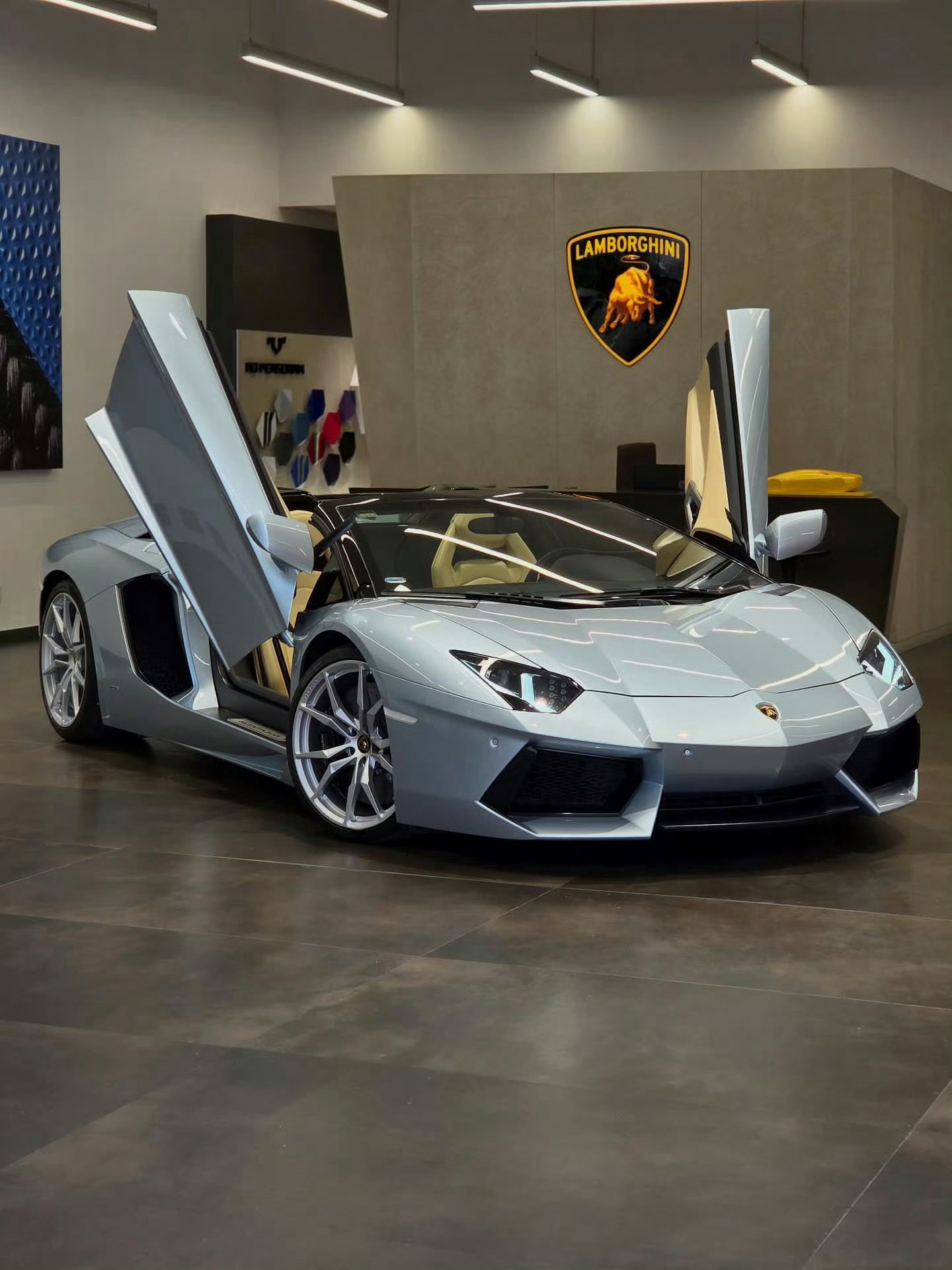 兰博基尼AventadorRoadster​​​