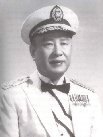 中央决定长征是非常秘密的，连很多红军高级将领都不知道，但是，白崇禧却提前半年就预