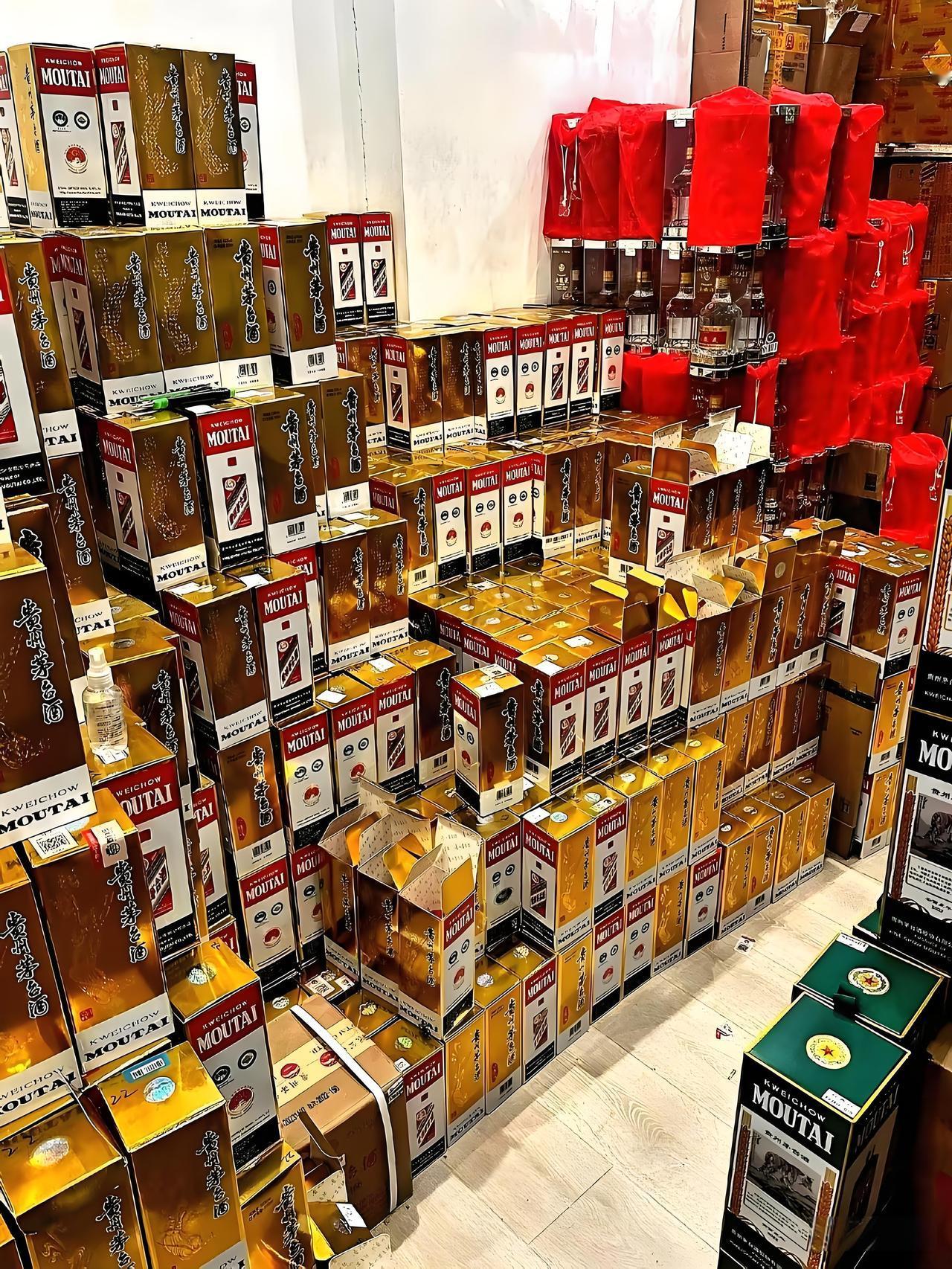 飞天茅台慌了白酒行业真要变天了！现在的情况是：50后基本不碰，60后喝不动