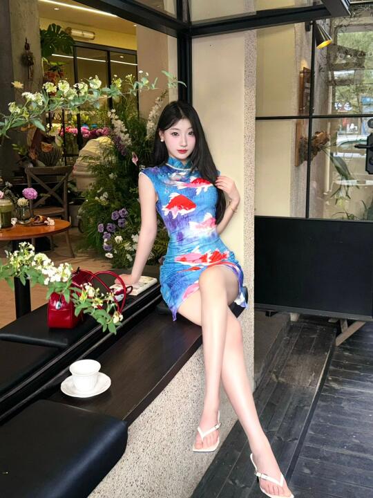 穿旗袍の妻