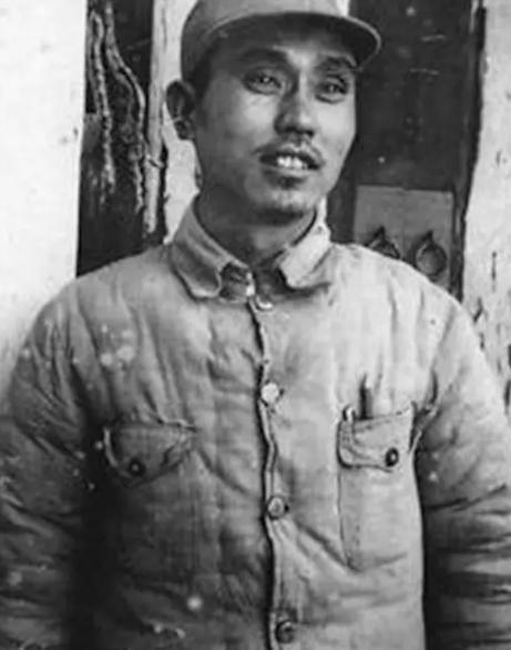 1949年，陈赓在上海见到了小姨子，多年不见，小姨子出落的亭亭玉立，已长