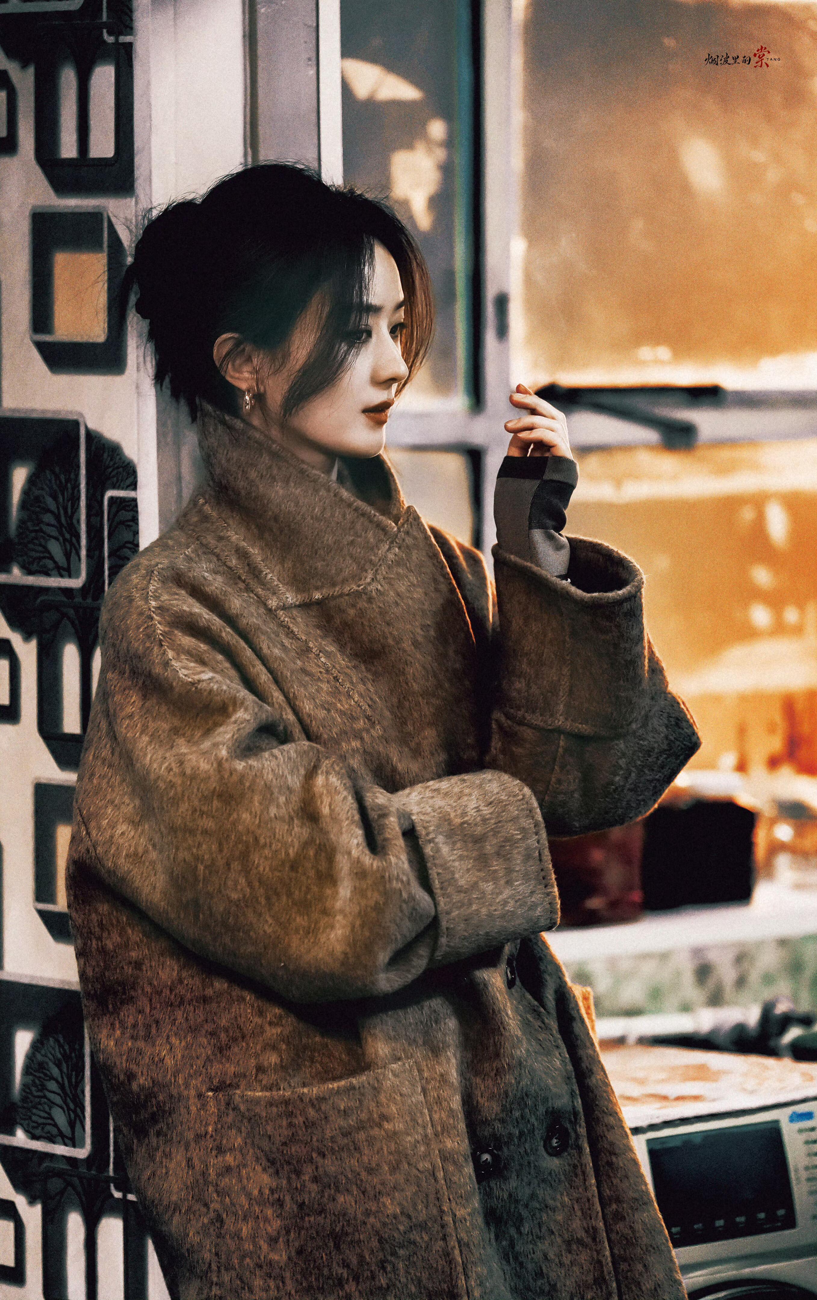 金鸡奖根本不需要观众❗️段奥娟没上映的电影都能提女主，杨幂大粉流出的截图更像是在