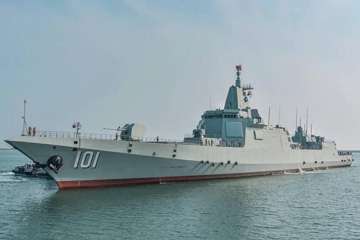 如果澳大利亚对我们的055型驱逐舰开火，后果会怎么样？到时候055恐怕都来不及等