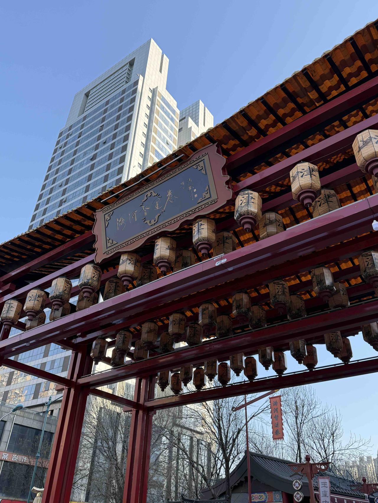 上班千万要明白你可以摸鱼，可以偷懒甚至偶尔躺平，你可以不爱说话，可以不合群，但不