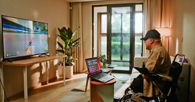 【渐冻症失语患者开口说话！】据新华社11月21日报道：2025年年初，首都医科大