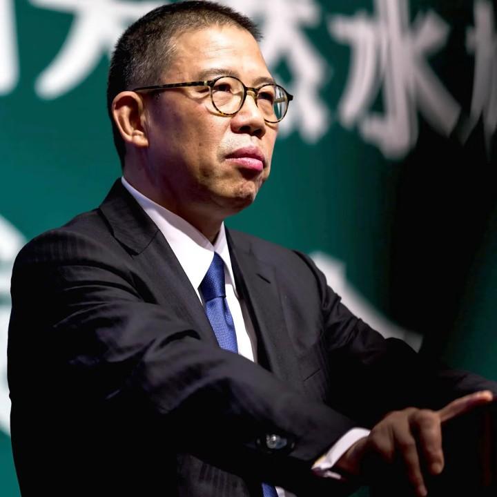 首富钟睒睒，捐款1个亿没有捐给清华，没有给北大他儿子钟墅子，美国加州大学毕业