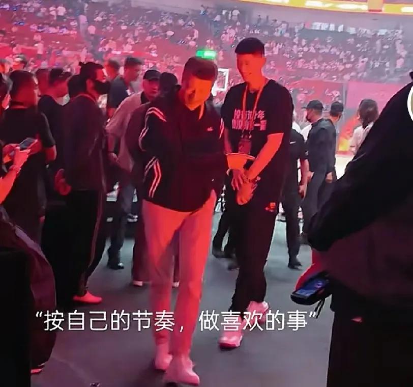 郭士强杜锋耐高比人气，国家队阵容呼之欲出，归化决定战绩是否达标杜锋和郭士强都