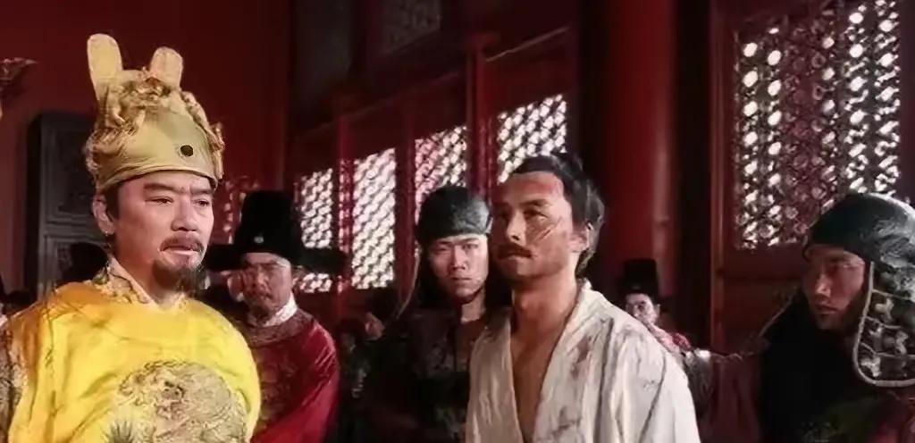 1363年，35岁朱元璋打败陈友谅，庆功宴上，朱元璋命人将陈友谅18岁的妃子阇氏